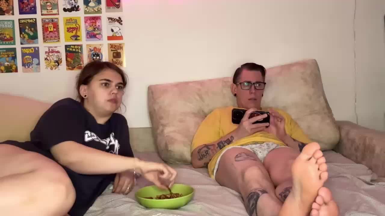 live-sexy1 Live Sex May 18, 2026