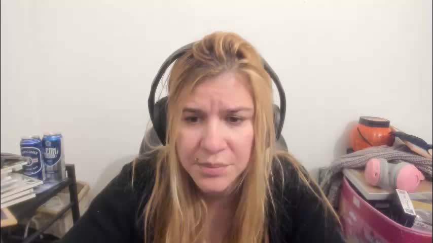 artsyandcraftsy_ Live Sex May 18, 2026