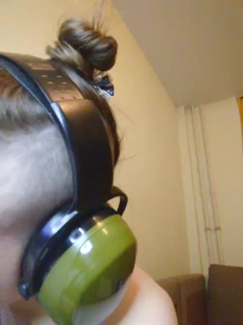 Magretta_Dering Live Sex May 18, 2026