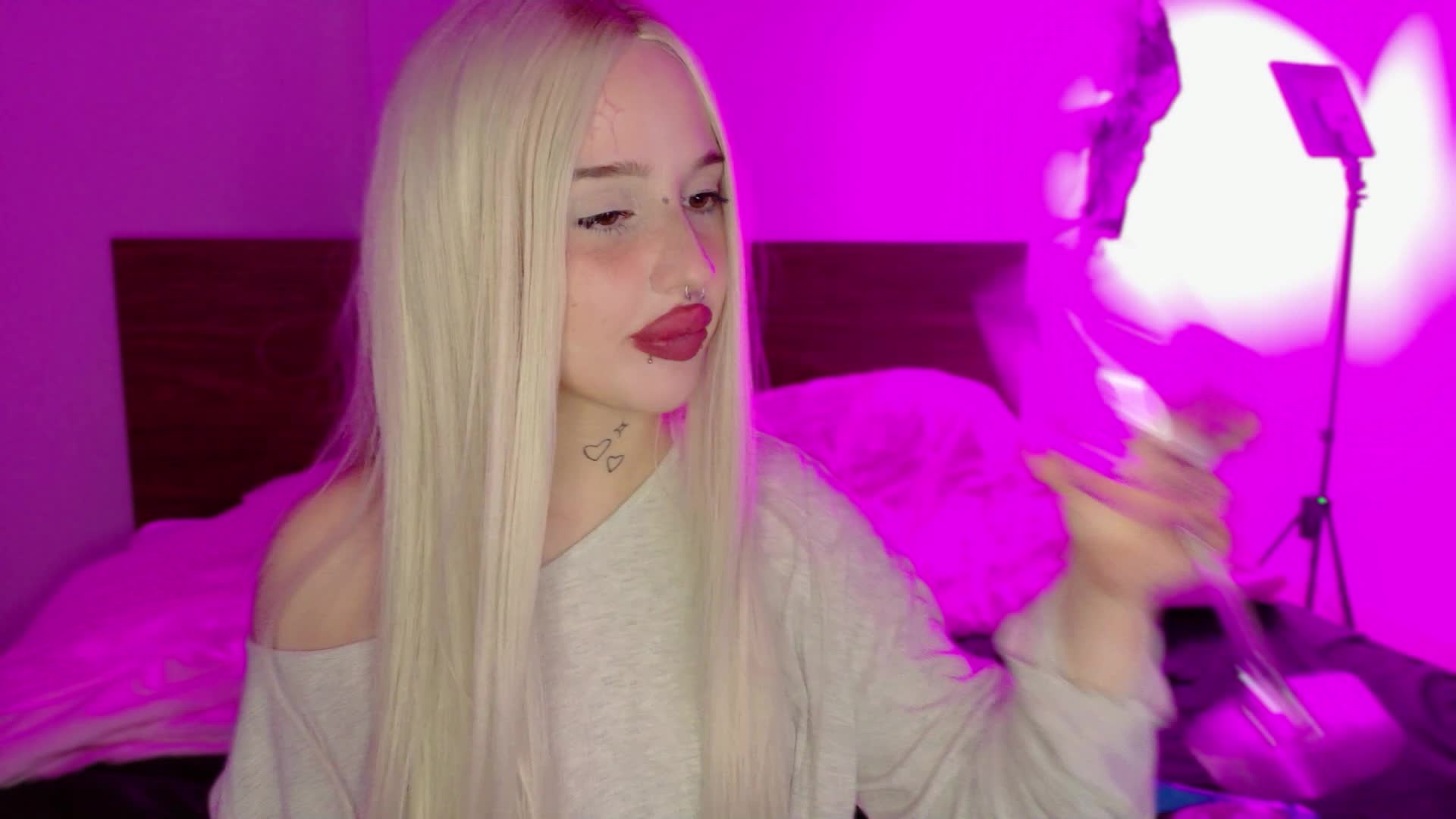 lolykari Live Sex May 18, 2026