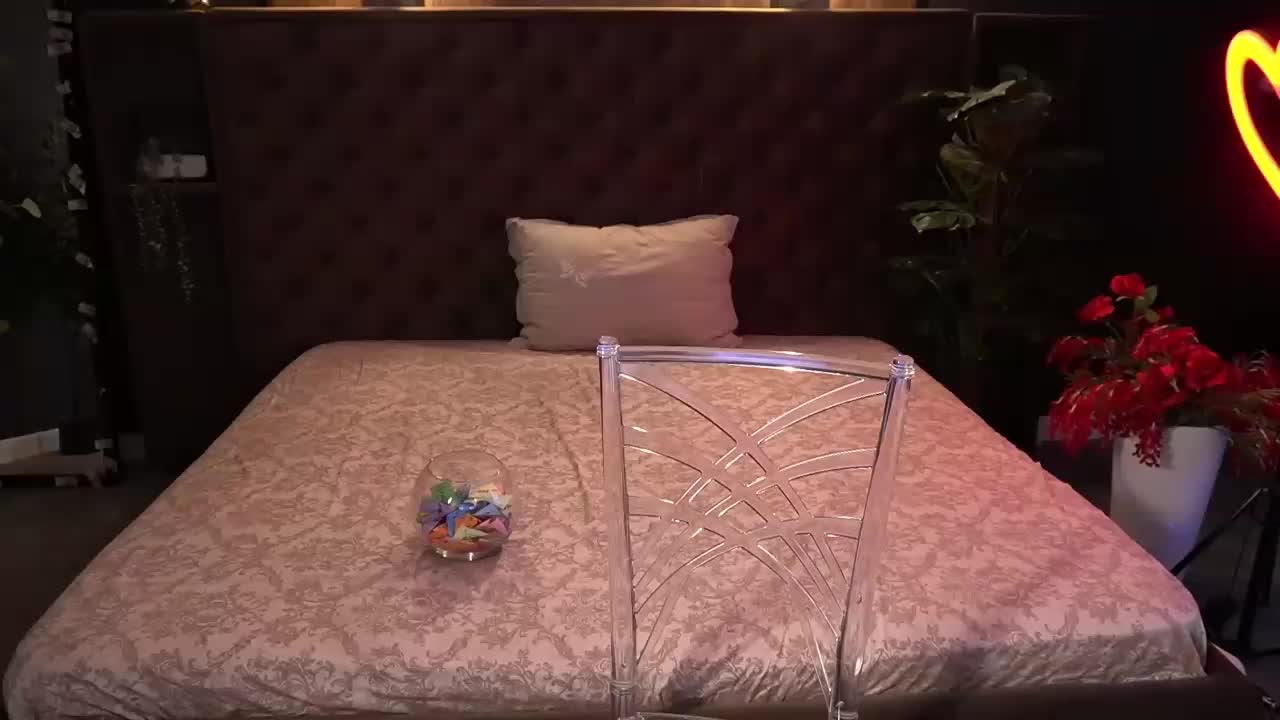 CrystallPaws Live Sex May 19, 2026