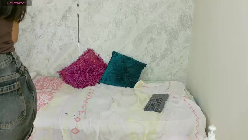 emy_0 Live Sex May 19, 2026
