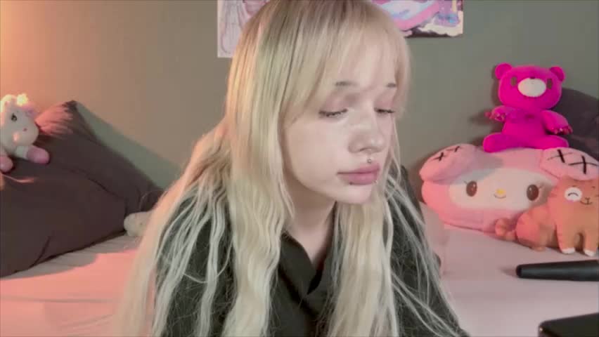 nicole_yo Live Sex May 19, 2026
