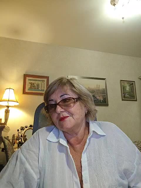 KarinkaSweet Live Sex May 20, 2026