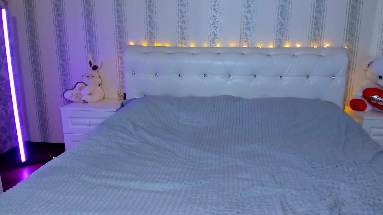 Sunnny Live Sex May 20, 2026