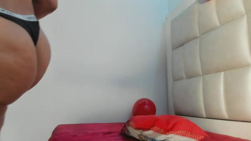 lola_js Live Sex May 20, 2026