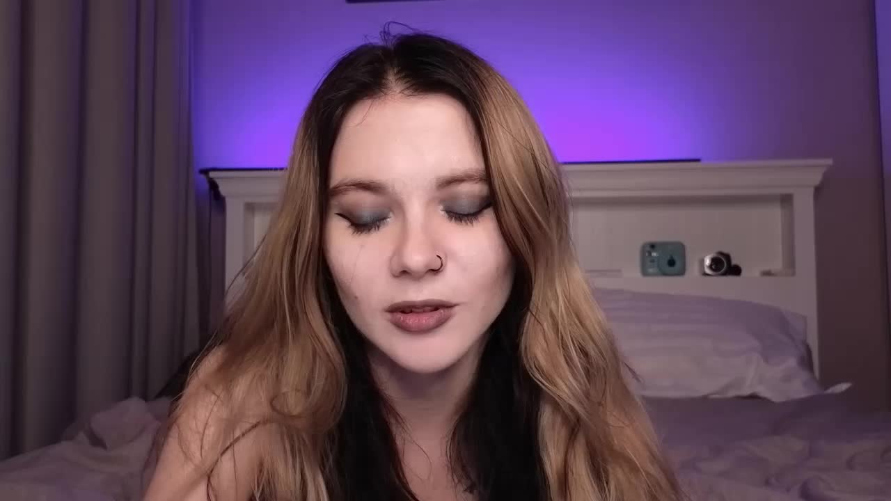 Alicee-teasee Live Sex May 20, 2026