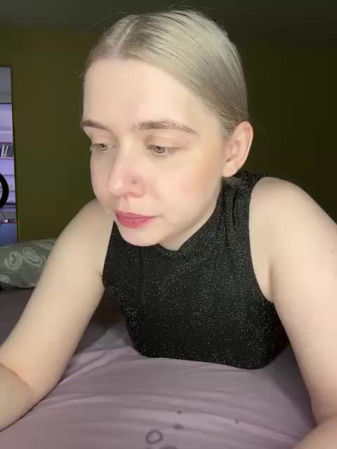 WIDEHIPS Live Sex May 20, 2026