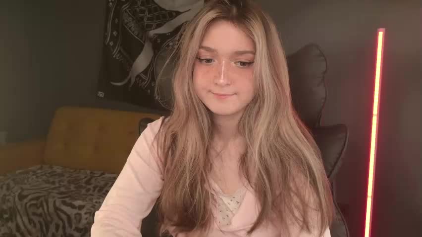 purple_averge Live Sex May 20, 2026