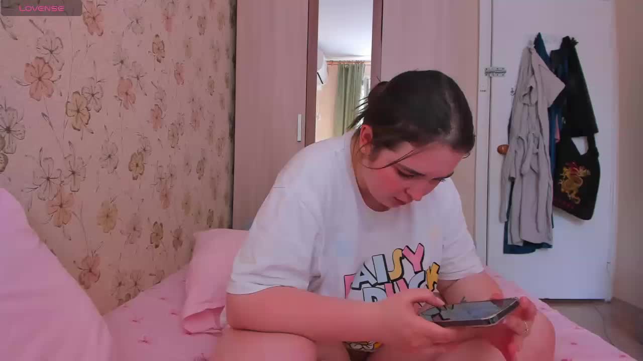 Alicenextdoor Live Sex May 21, 2026