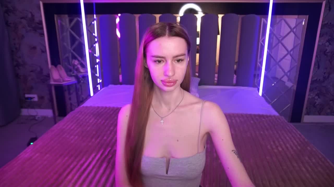SnowWhiteee Live Sex May 21, 2026