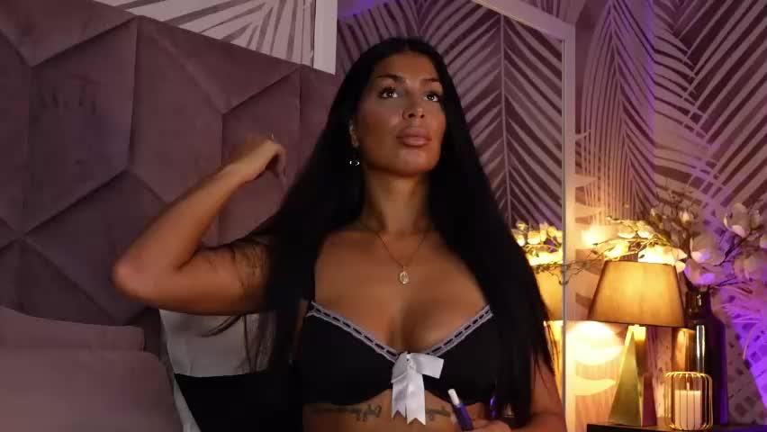 evarhea Live Sex May 21, 2026