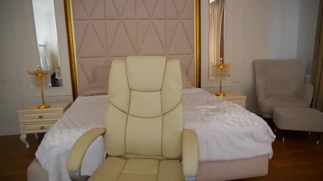 AmazonkaStarrr Live Sex May 22, 2026