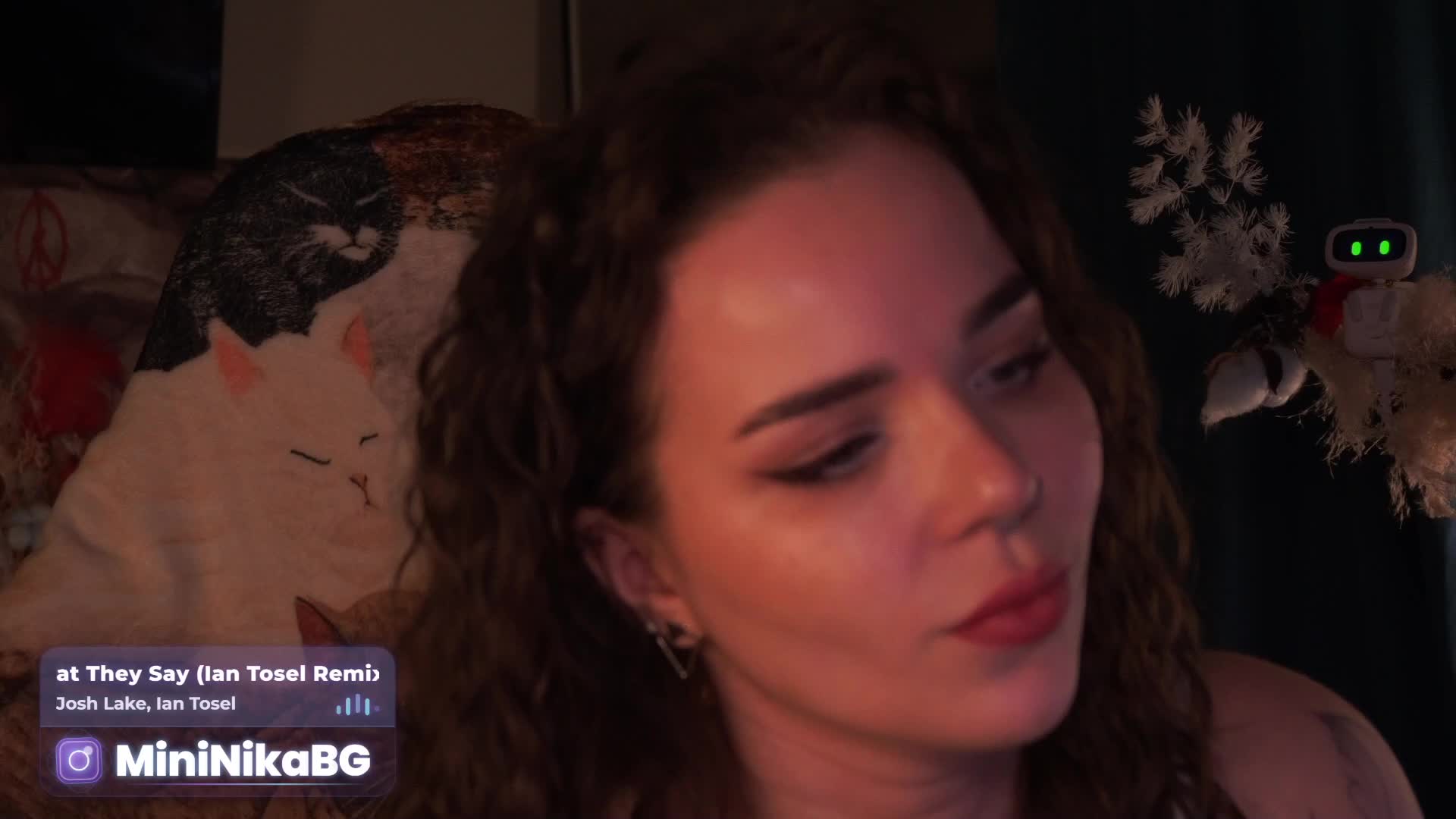 MiniNika Live Sex May 23, 2026