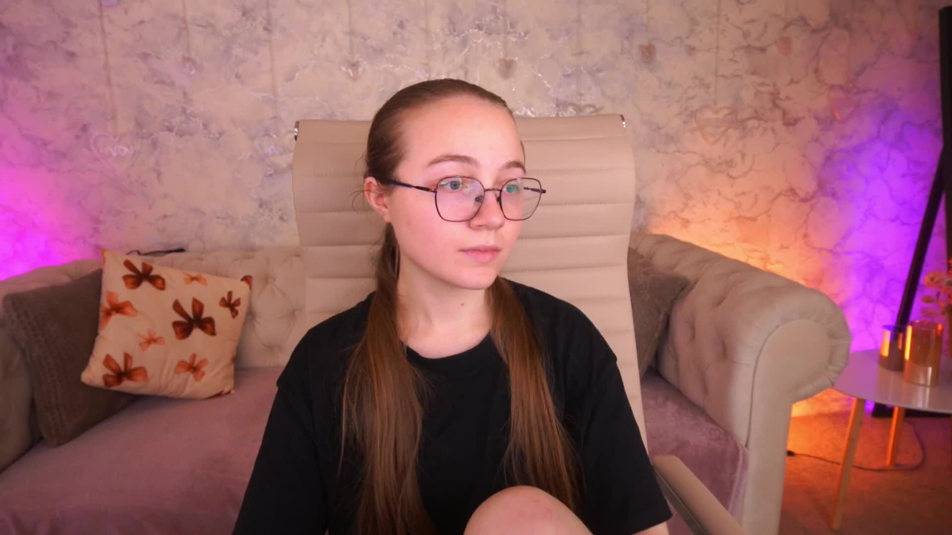 ArrinaWairr Live Sex May 23, 2026