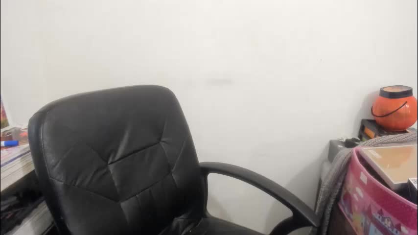 artsyandcraftsy_ Live Sex May 24, 2026