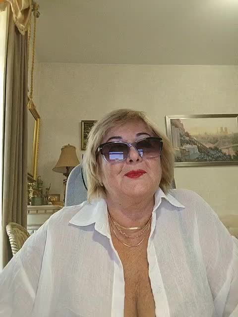 KarinkaSweet Live Sex May 25, 2026
