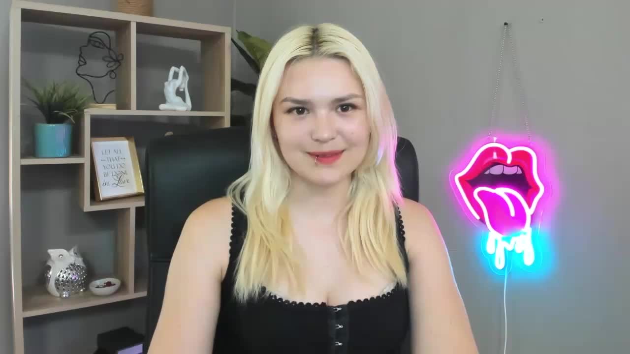 SweetLilyxo Live Sex May 26, 2026