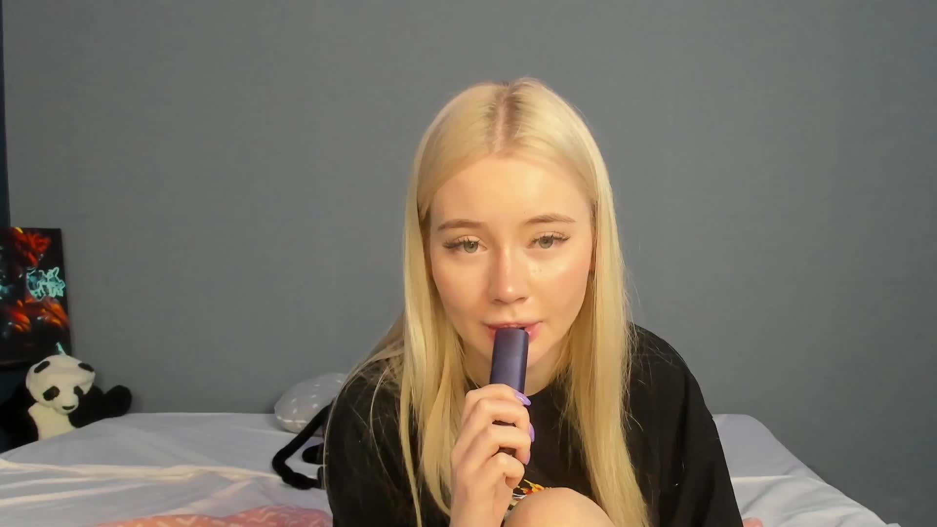 LillieBerry Live Sex May 26, 2026