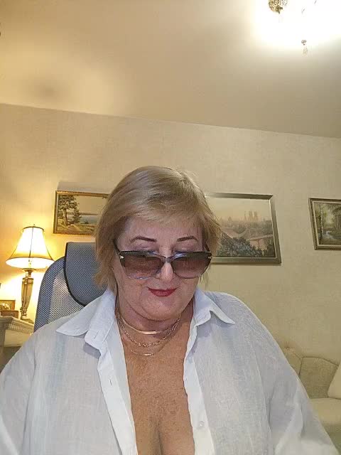 KarinkaSweet Live Sex May 26, 2026