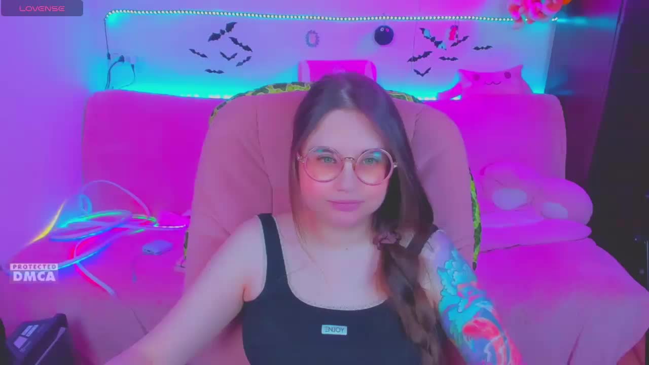 LoliSuccub Live Sex May 26, 2026