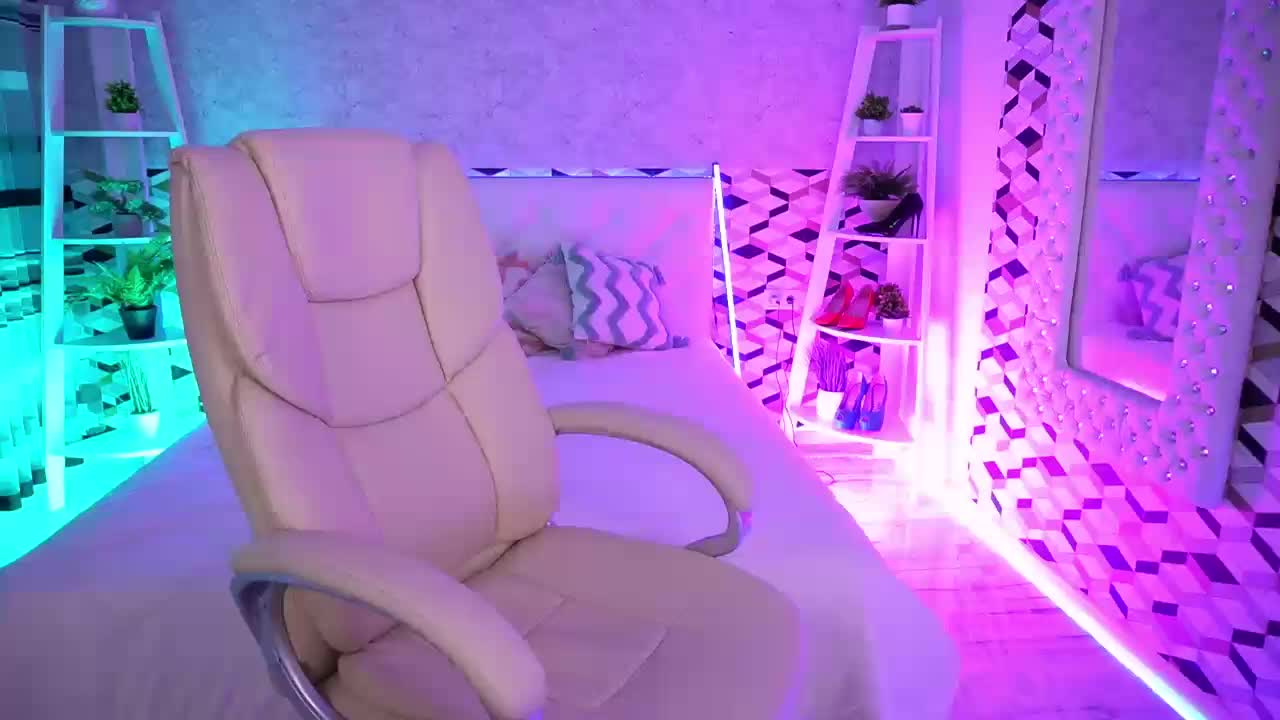 AmellyWhite Live Sex May 28, 2026