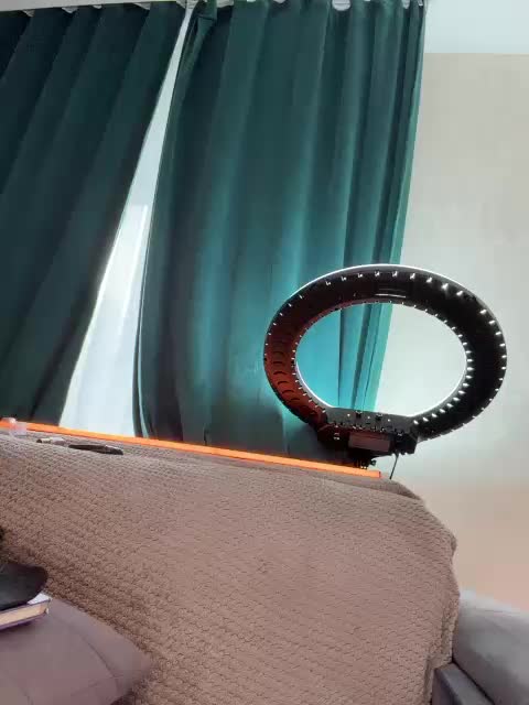 _Ellidi_ Live Sex May 28, 2026