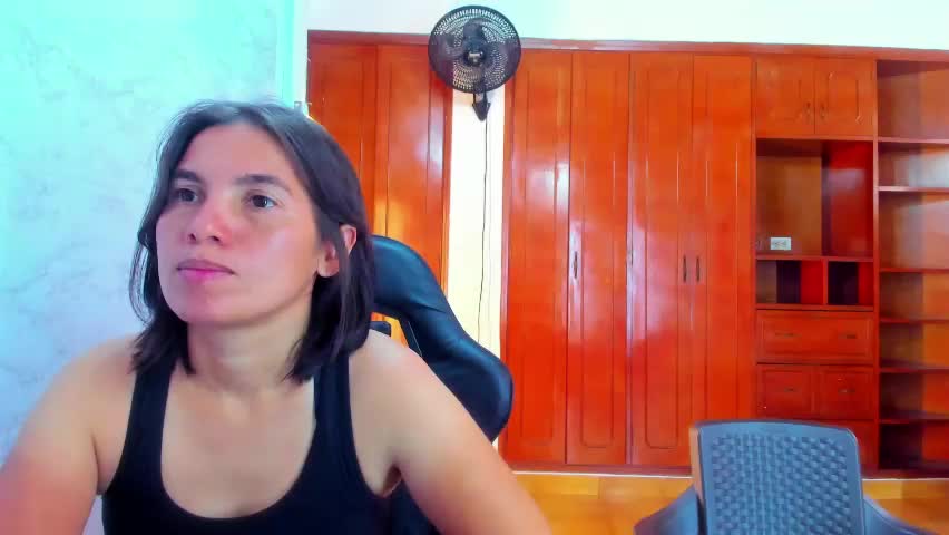 emily_and_soffy Live Sex May 28, 2026