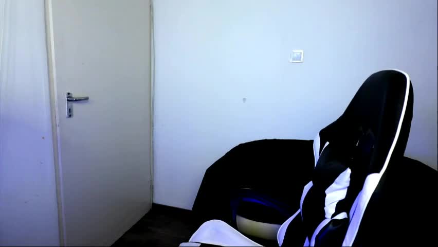 shy_nerd_babyy Live Sex May 28, 2026