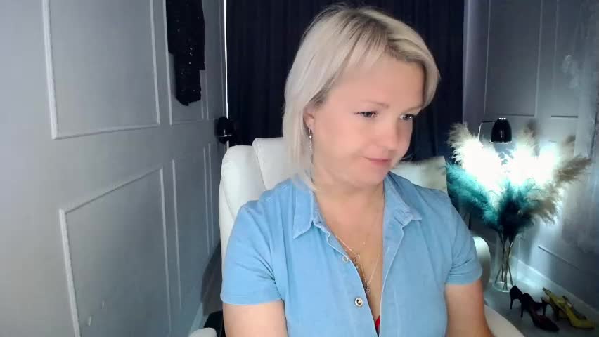 emmmam Live Sex May 28, 2026
