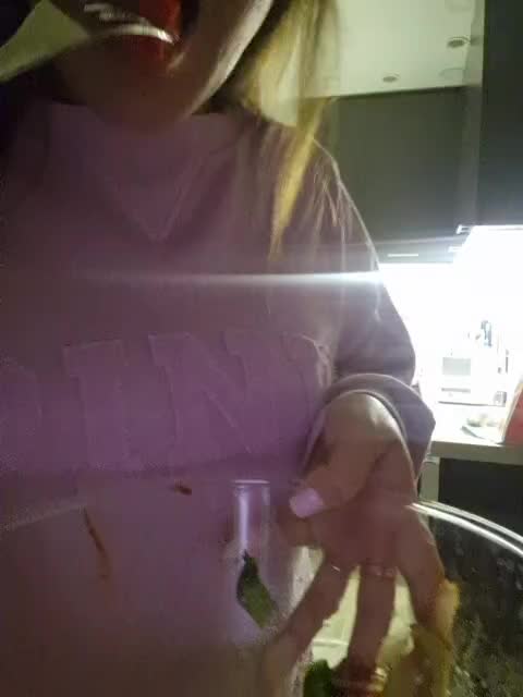 Kira183 Live Sex May 29, 2026