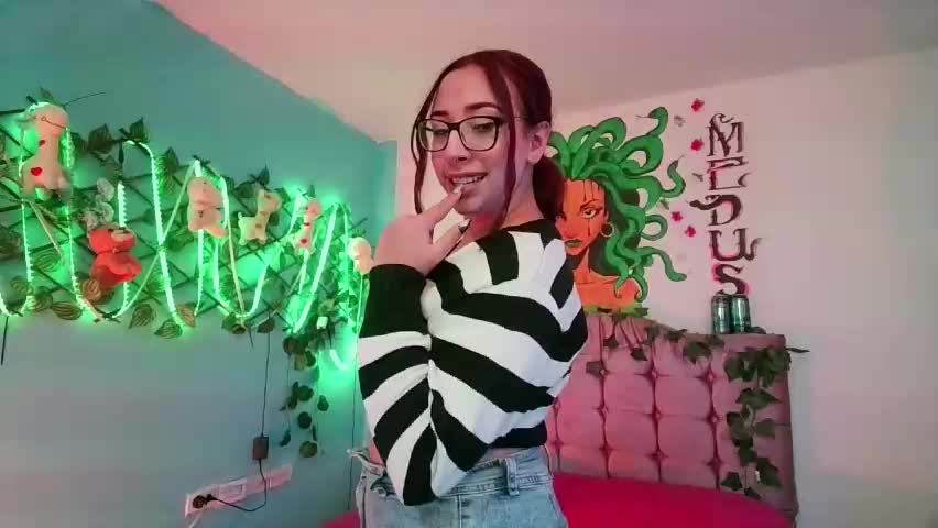 alaia_rossetti Live Sex May 30, 2026