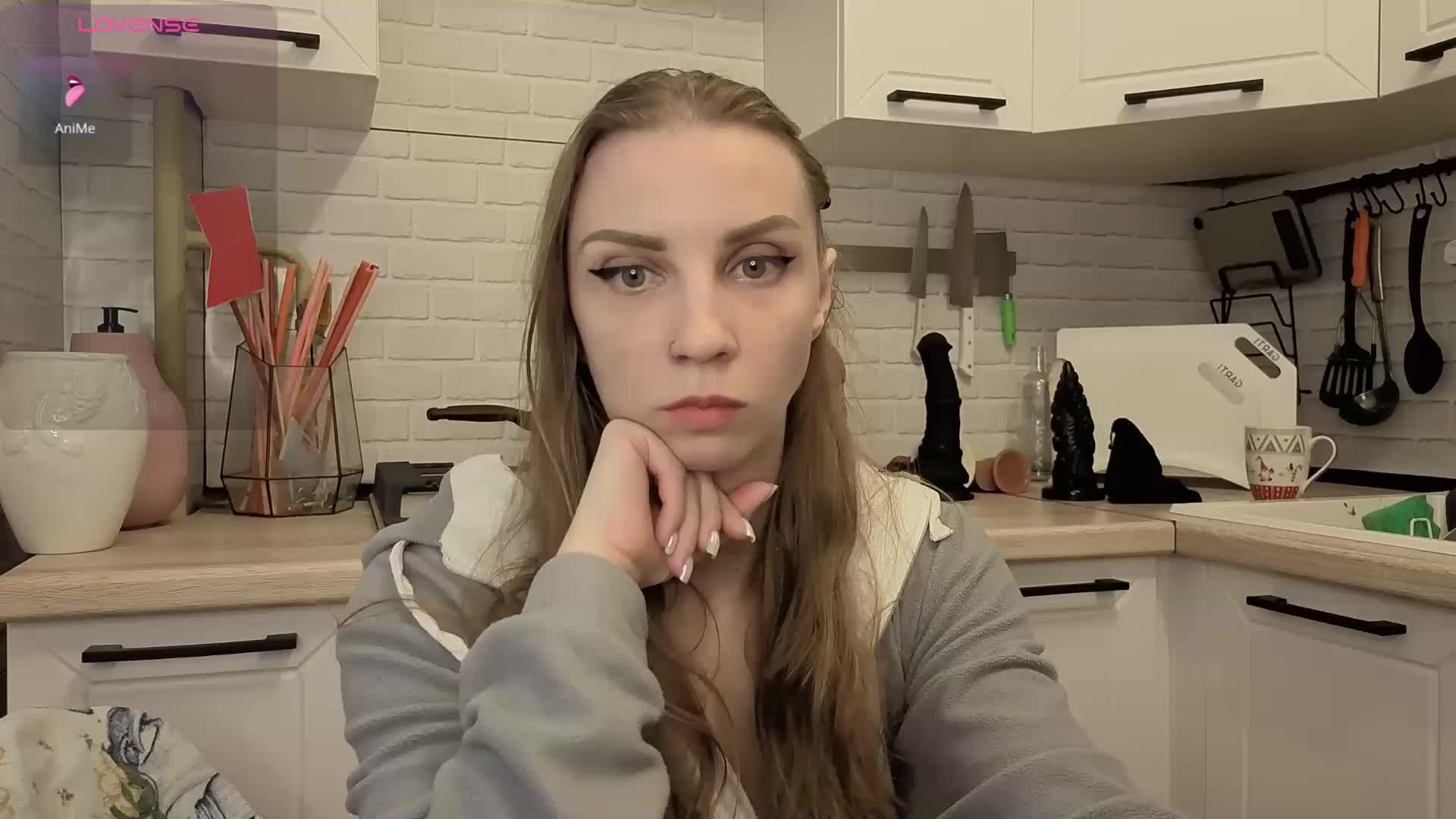 Fist-ashka Live Sex May 31, 2026