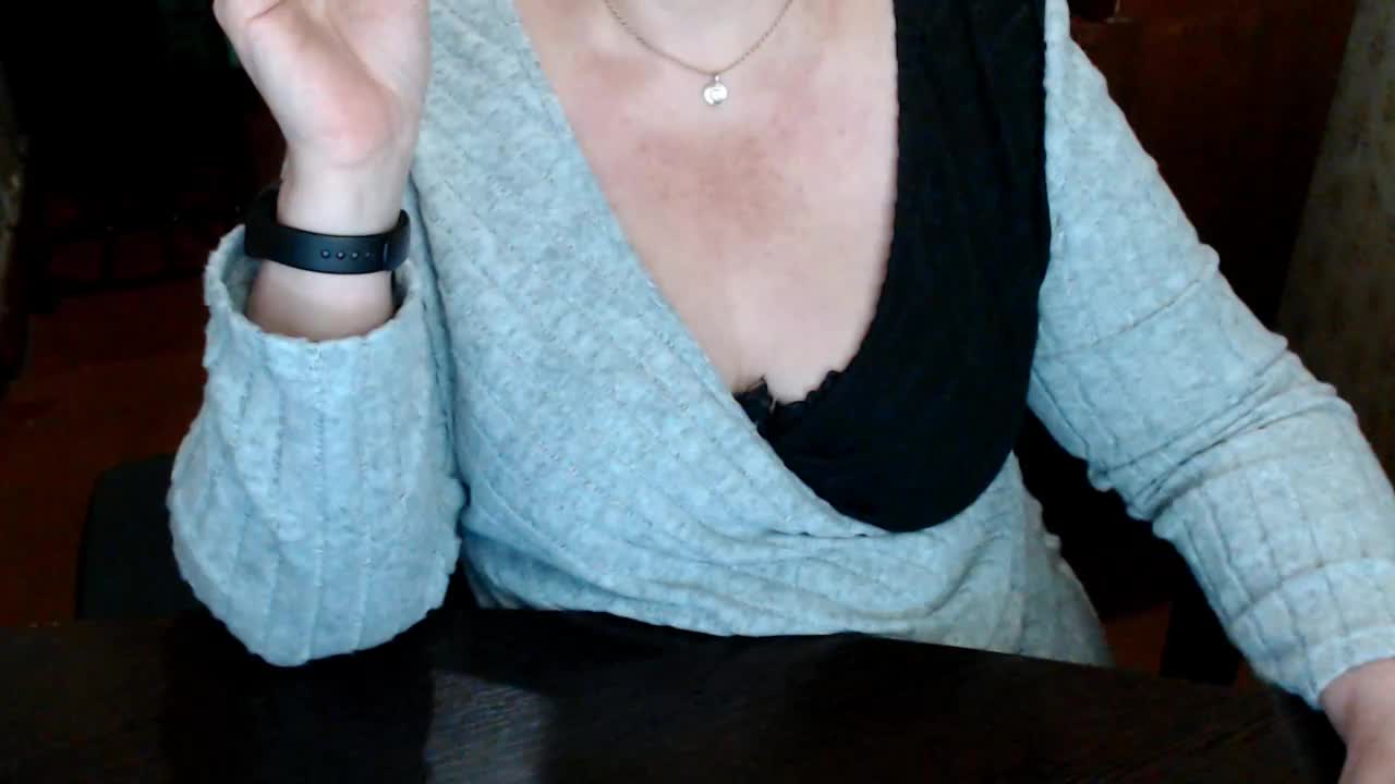 Alisa1917 Live Sex May 31, 2026