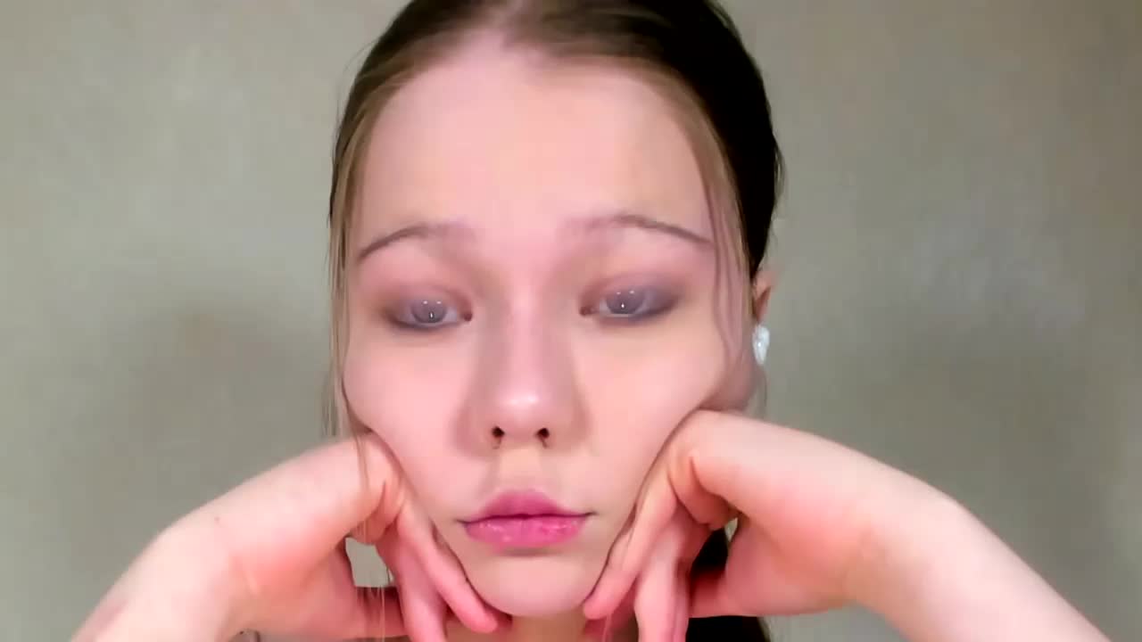 MelMooon Live Sex June 1, 2026