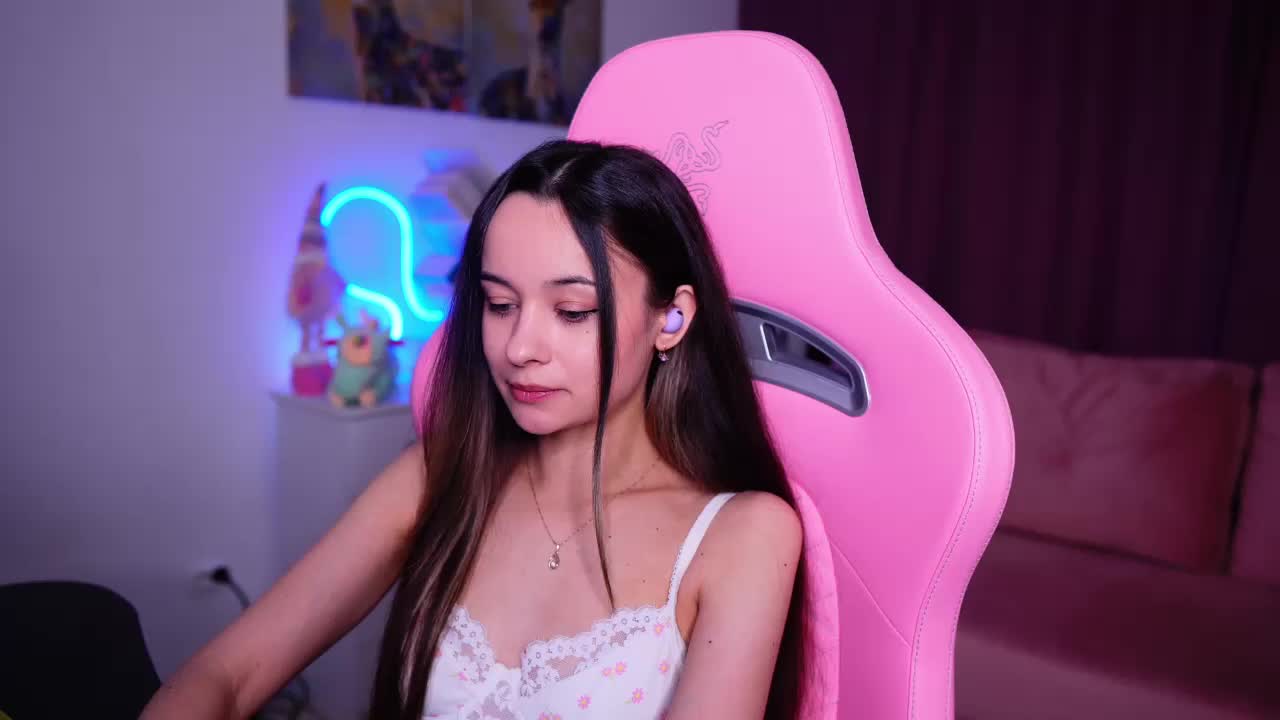 JuicyAngel Live Sex June 1, 2026