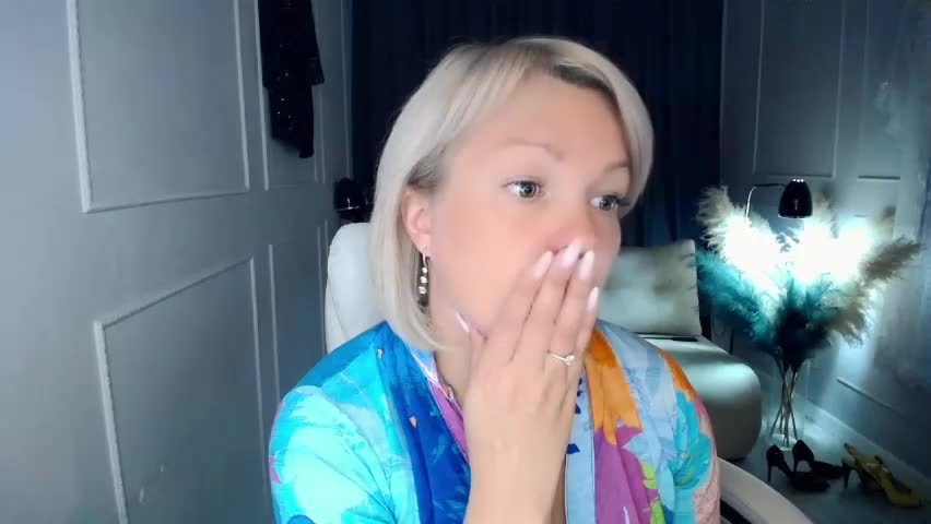 emmmam Live Sex June 1, 2026