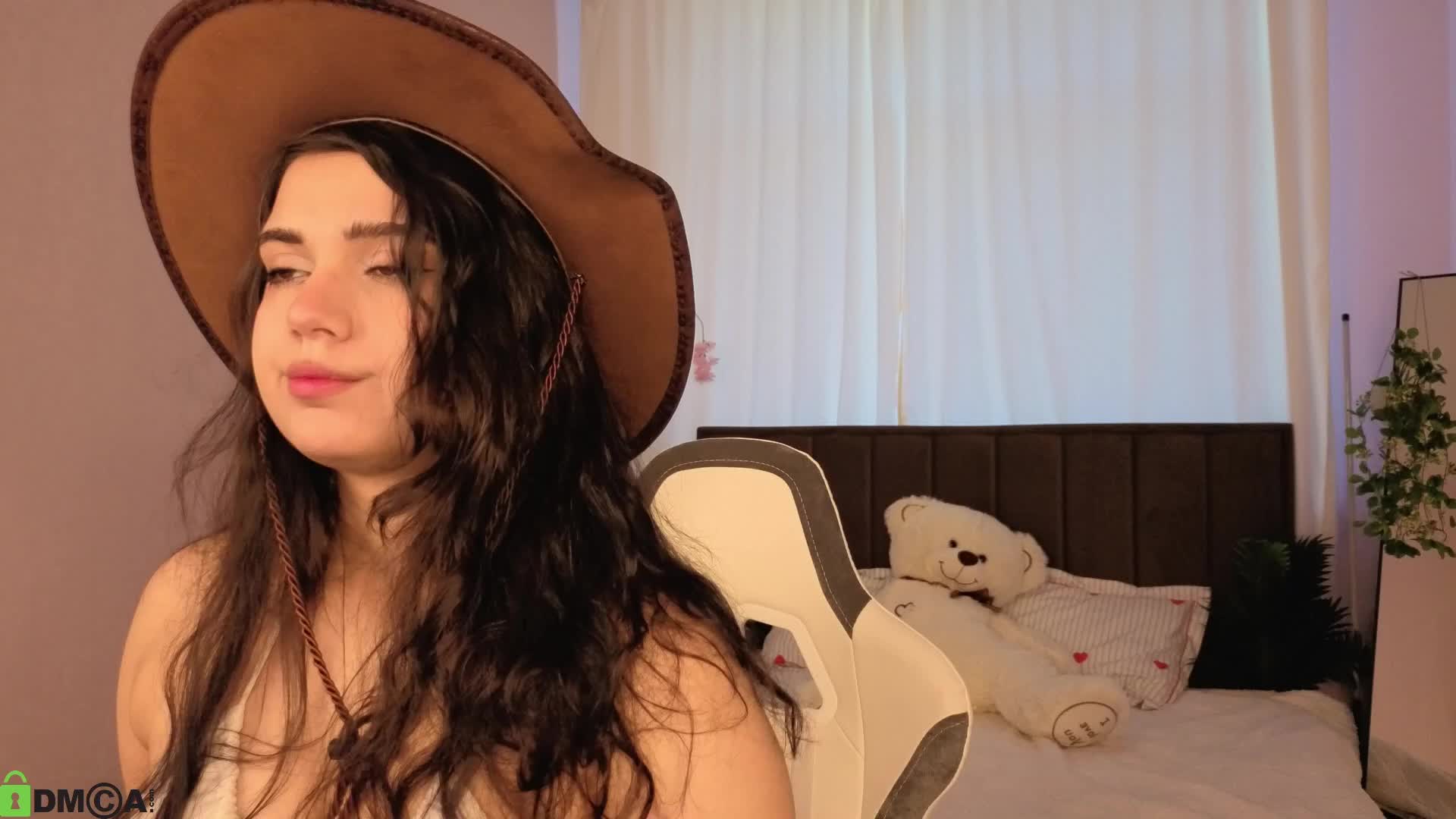 Vivien-Ross Live Sex June 2, 2026