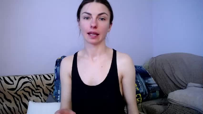 angel_zoe77 Live Sex June 3, 2026