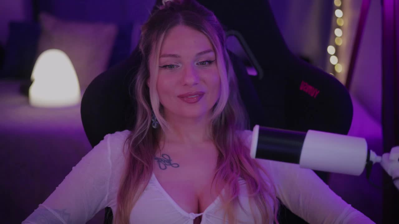 D_i_aM Live Sex June 3, 2026
