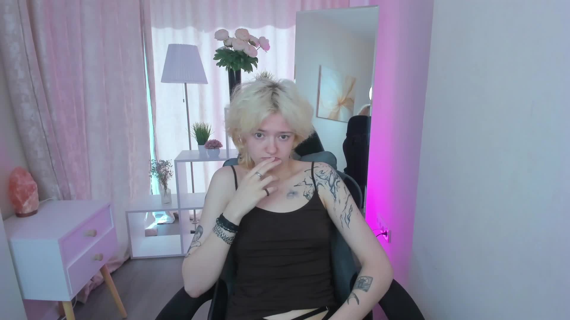 LunaaBee Live Sex June 4, 2026