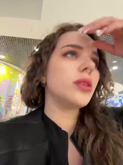 MiniNika Live Sex June 4, 2026