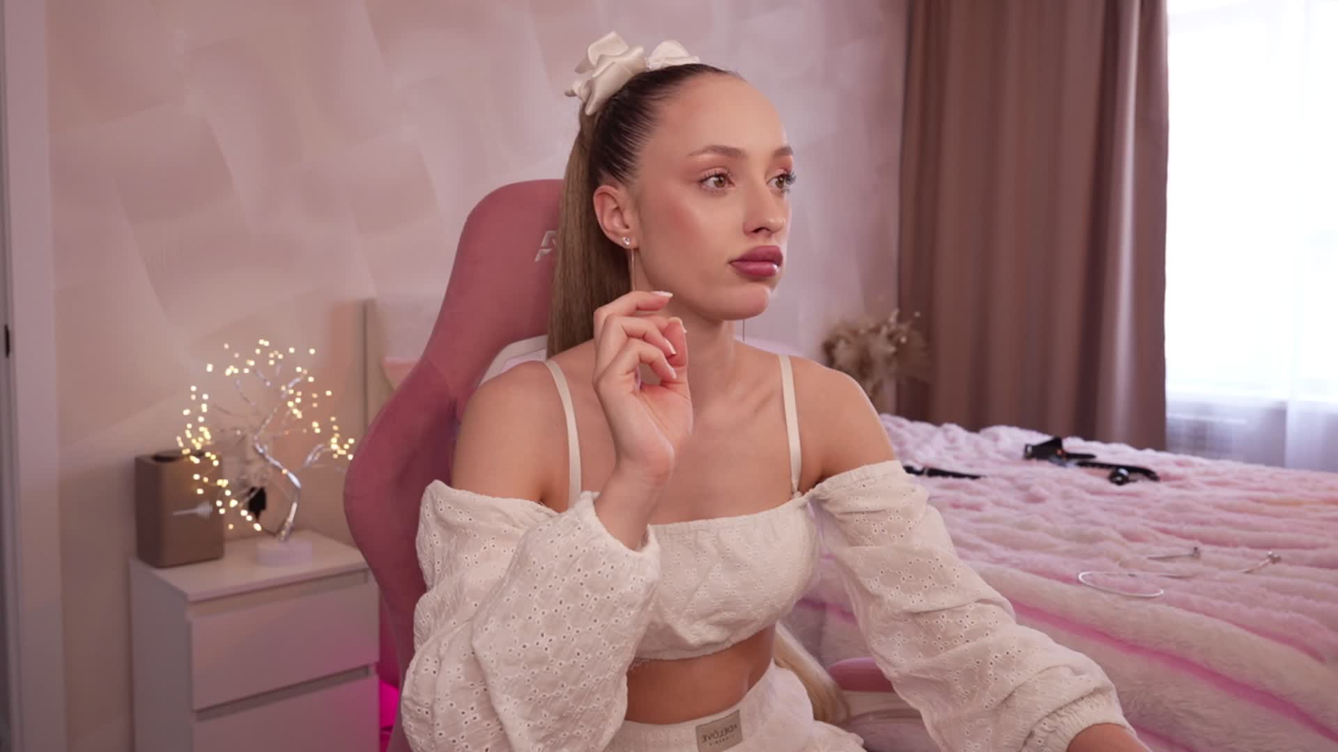 MilaLuxury Live Sex June 4, 2026
