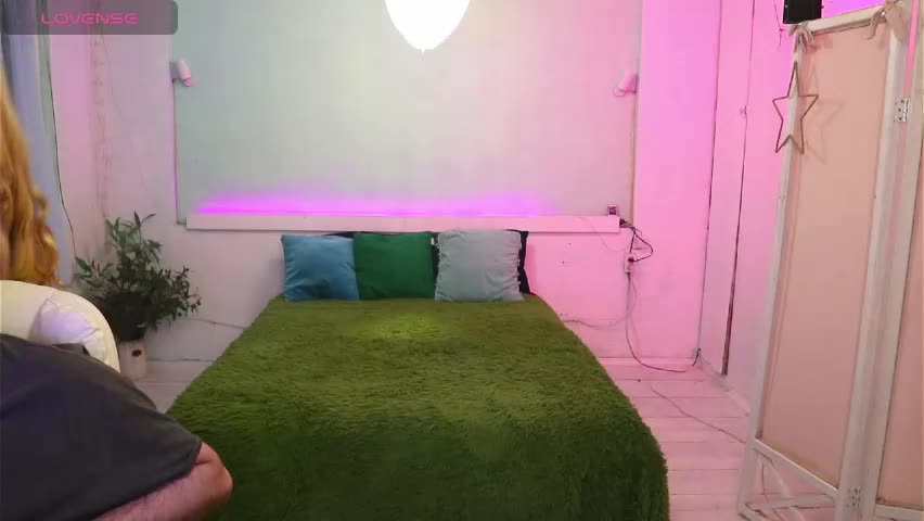 alisaaleks Live Sex June 4, 2026
