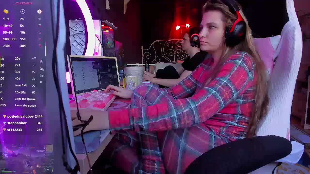FukinHotCouple Live Sex June 4, 2026