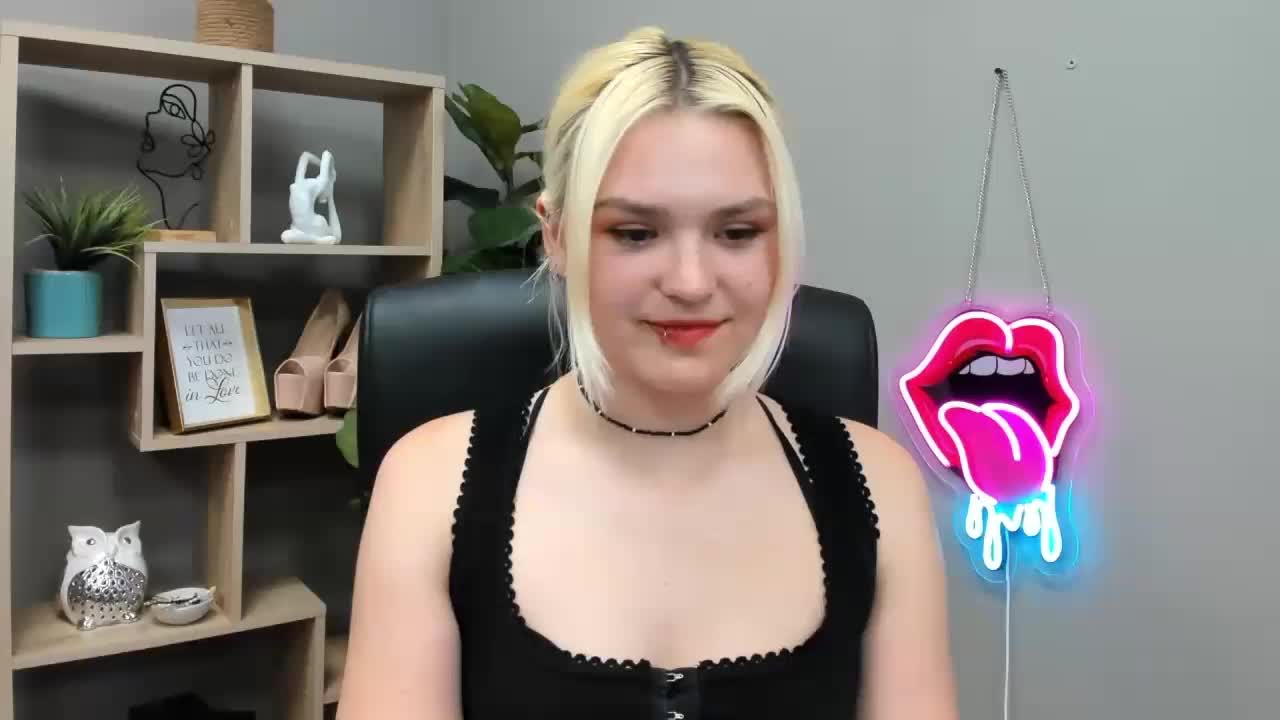 SweetLilyxo Live Sex June 4, 2026