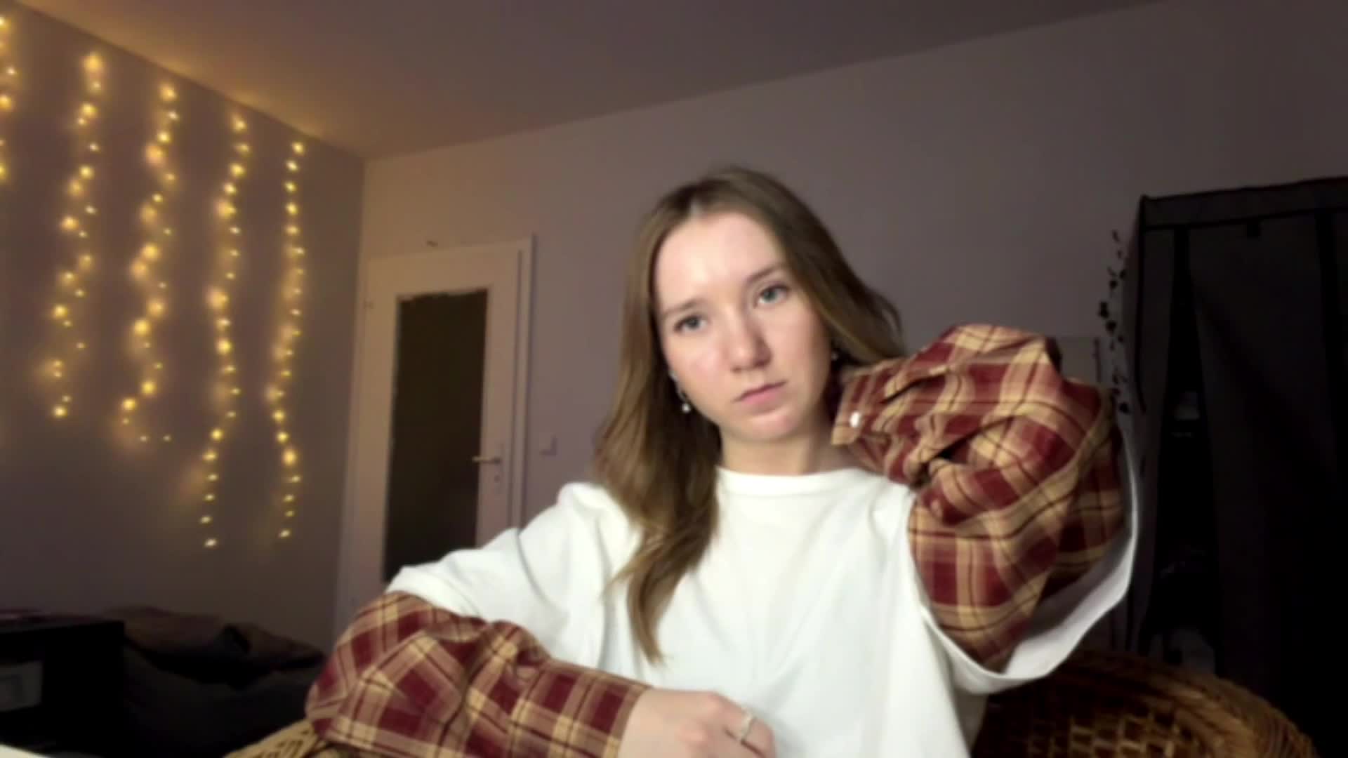lisasmall Live Sex June 4, 2026