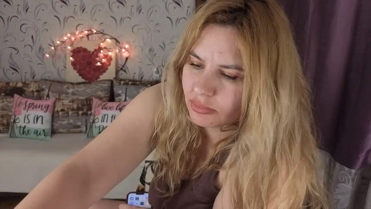 AvaQueen Live Sex June 5, 2026
