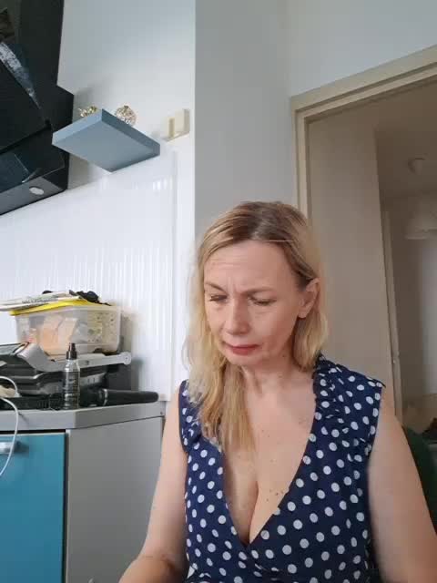 ShiningMILF Live Sex June 5, 2026