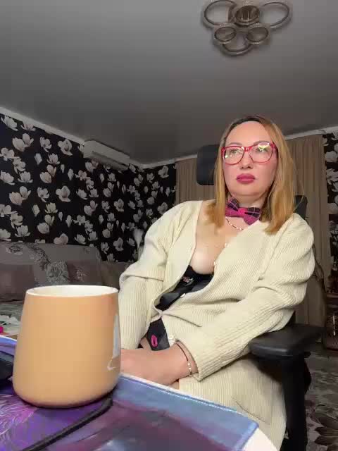 Pink-Lips Live Sex June 5, 2026